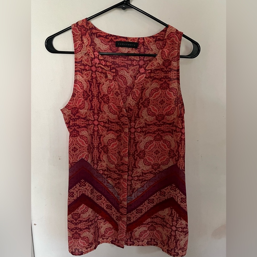Sanctuary Red Paisley Sleeveless V-Neck Shell